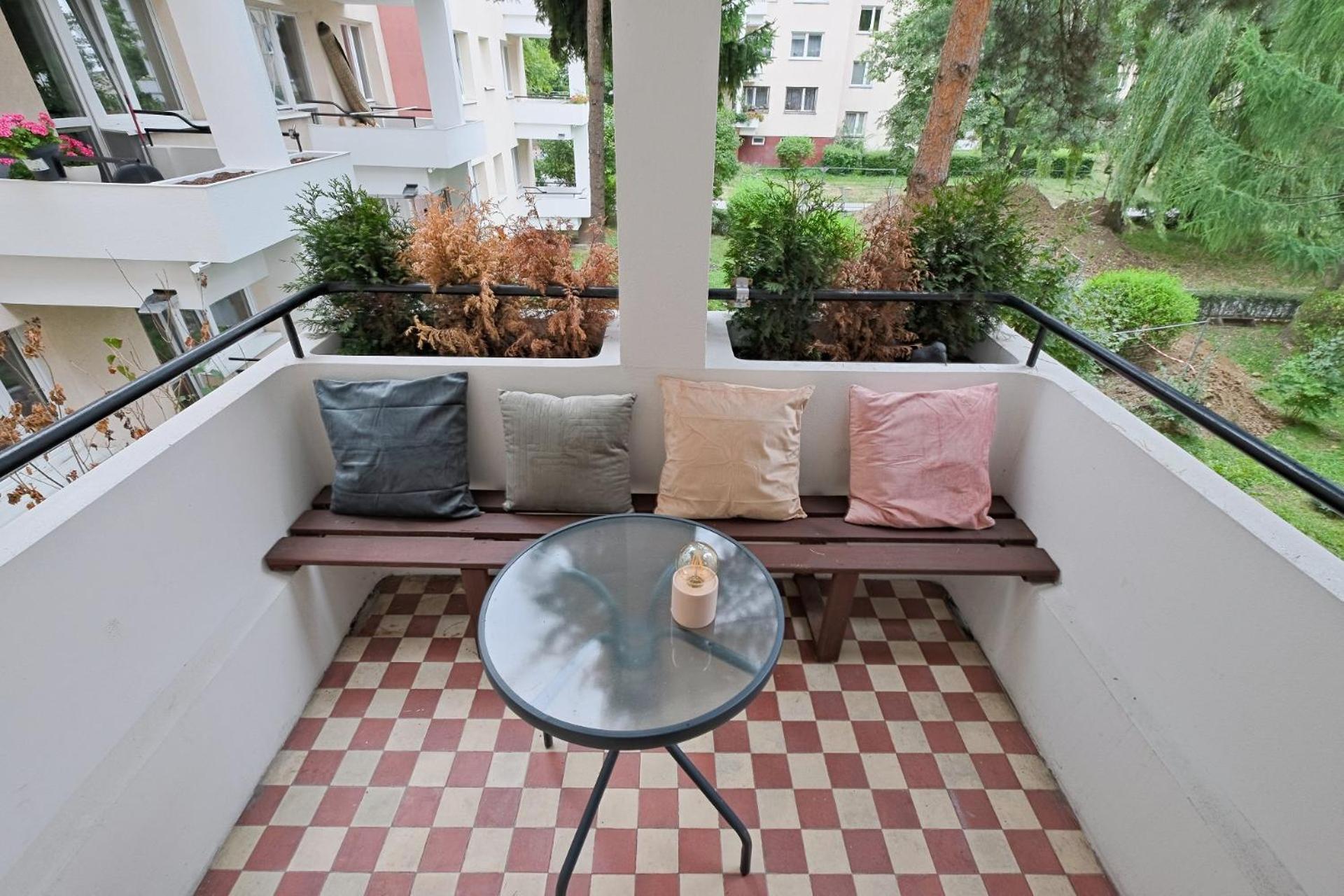 Urbannestgroup - Sonaty 6c Warsaw